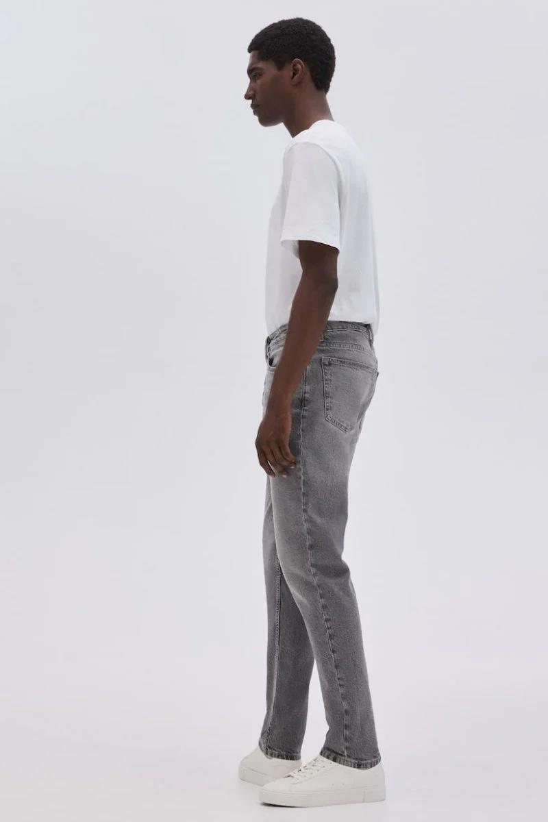 ORIGINAL H&M light Grey Regular Tapered Jeans Stretchable Jeans DLS21